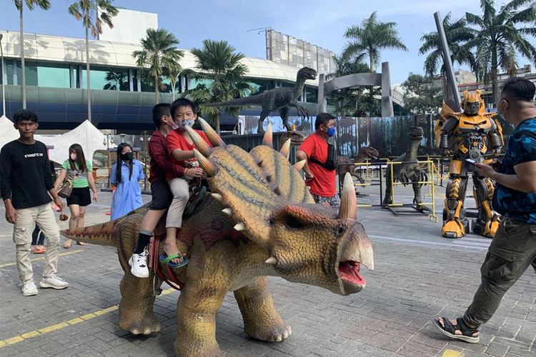 dinoland medan